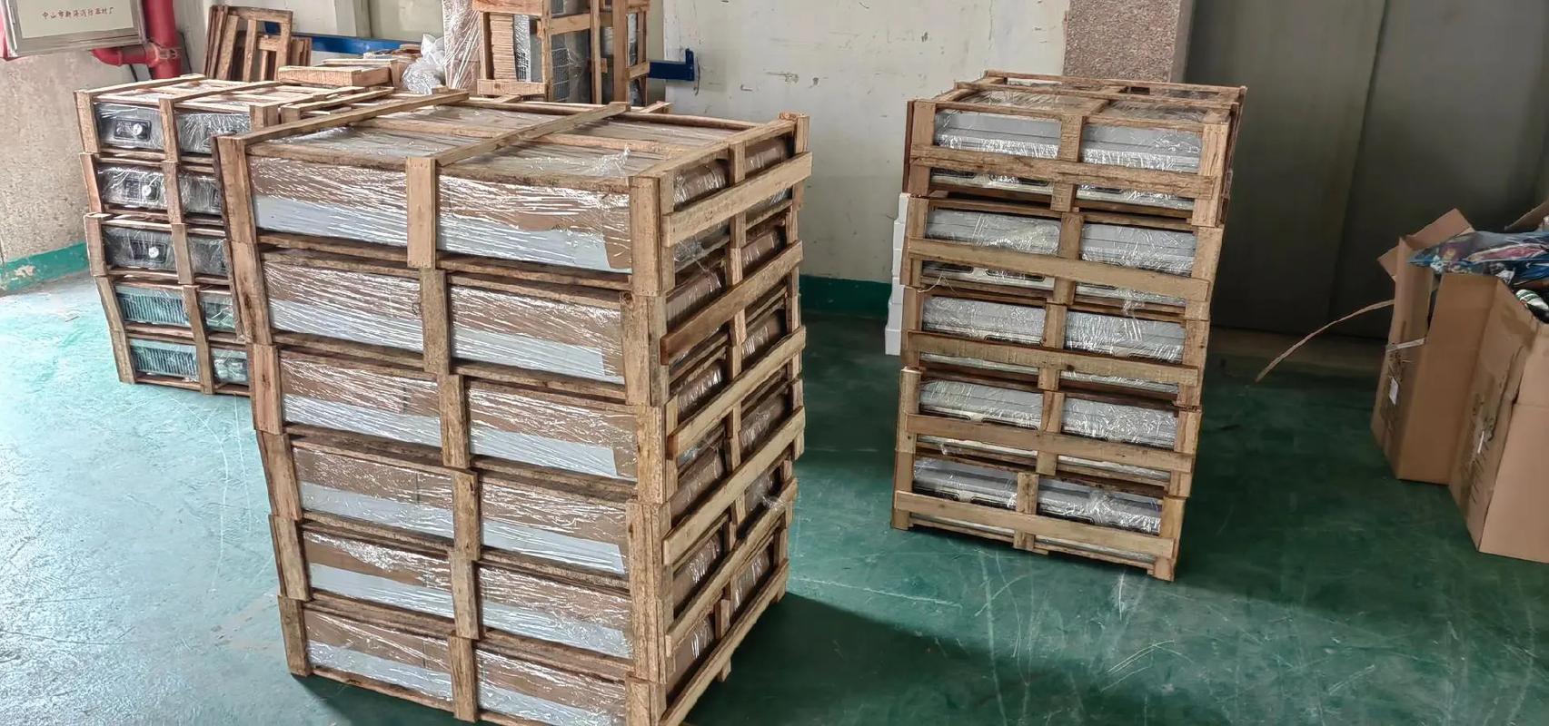 源頭工廠直供，一站式采購酒店廚房電器與文具用品